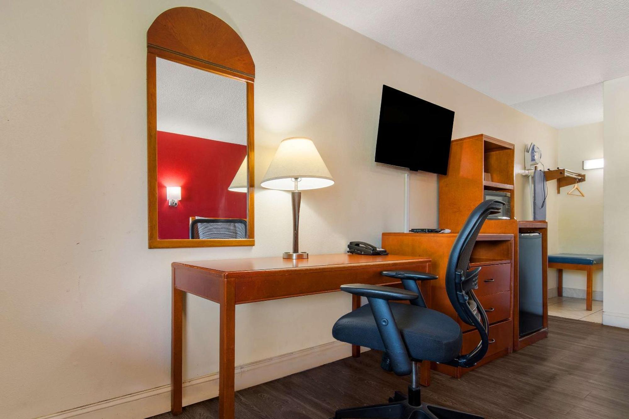 Econo Lodge Goldsboro Hwy 70 Extérieur photo